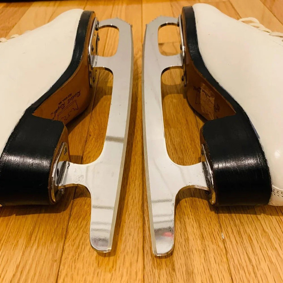 Riedell Womans Figure Skates size 5 Beige /John Wilson Corenation Comet Blade - Picture 13 of 16
